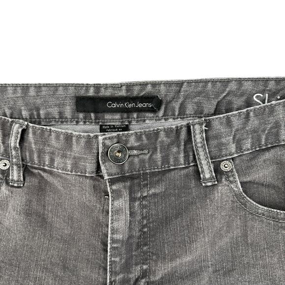 Vintage Y2K Calvin Klein Black Denim Jean Shorts Cuffed 12 Petite Cotton Blend - Picture 2 of 5